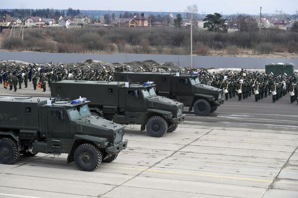 Una mirada furtiva al desfile del Día de la Victoria 2017 - Sputnik Mundo