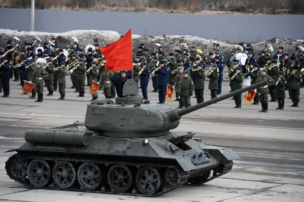 Una mirada furtiva al desfile del Día de la Victoria 2017 - Sputnik Mundo