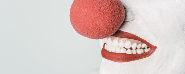 Dientes de un payaso - Sputnik Mundo