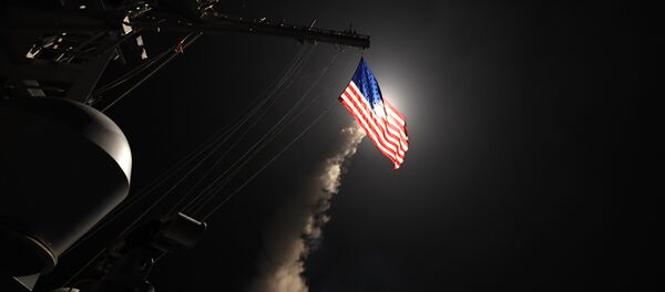 Lanzamiento de misil de crucero Tomahawk - Sputnik Mundo