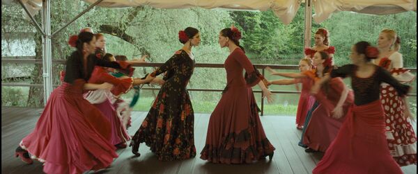 El cortometraje 'Verka-fouettés' de Inna Scherban, centrado en una historia amorosa mezclado con el flamenco - Sputnik Mundo