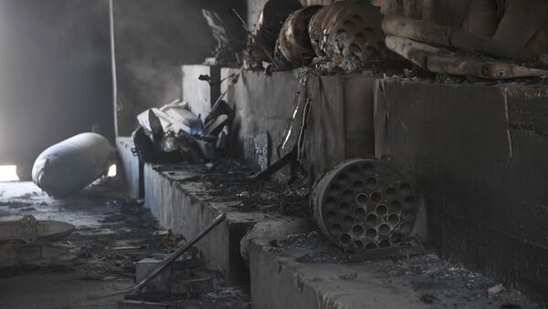 Las consecuencias del bombardeo de EEUU sobre la base aérea de Shairat - Sputnik Mundo