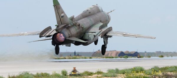 Un avión de las Fuerzas Aéreas de Siria (archivo) - Sputnik Mundo