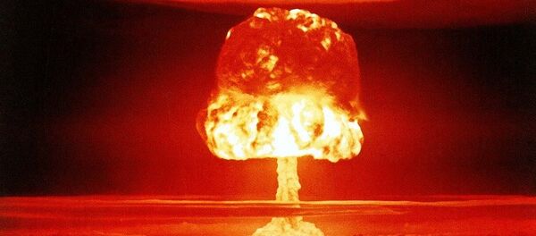 Explosión nuclear (imagen referencial) Explosión nuclear (imagen referencial) - Sputnik Mundo