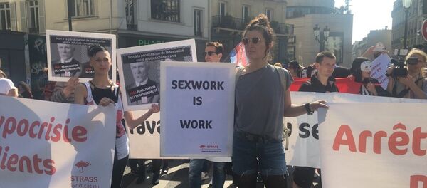 Protesta de prostitutas en París Protesta de prostitutas en París - Sputnik Mundo