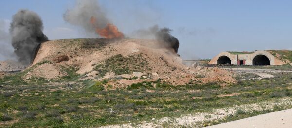 Las consecuencias del ataque de EEUU sobre la base aérea de Shairat Las consecuencias del ataque de EEUU sobre la base aérea de Shairat - Sputnik Mundo