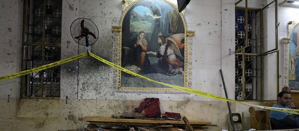 Consecuencias de la explosión en la iglesia copta de la ciudad egipcia de Tanta - Sputnik Mundo