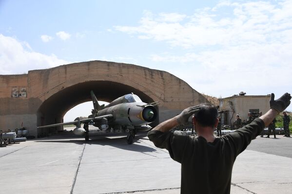 Así funciona la base aérea de Shairat tras el bombardeo de EEUU - Sputnik Mundo