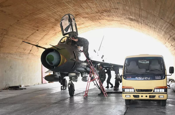 Así funciona la base aérea de Shairat tras el bombardeo de EEUU Así funciona la base aérea de Shairat tras el bombardeo de EEUU - Sputnik Mundo