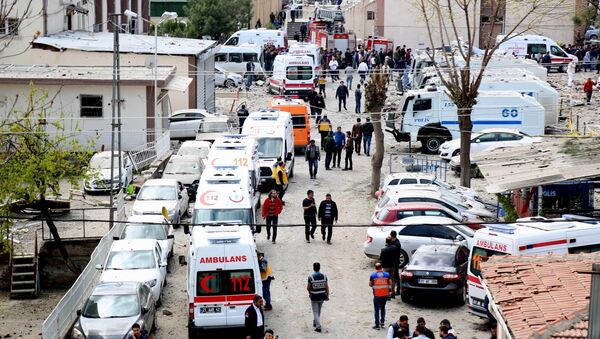 Una fuerte explosión sacude la ciudad turca de Diyarbakir - Sputnik Mundo