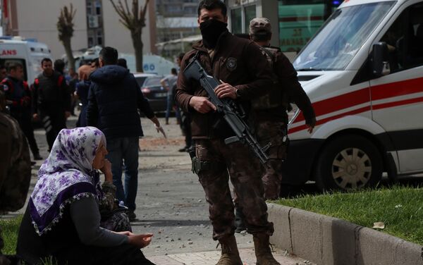 Una fuerte explosión sacude la ciudad turca de Diyarbakir - Sputnik Mundo