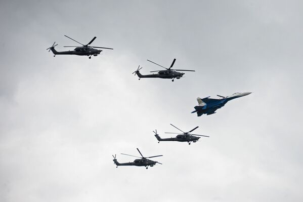 Bérkuti, las águilas de hierro de Rusia - Sputnik Mundo