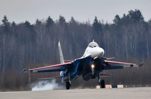 Las Fuerzas Aéreas rusas se preparan para el desfile del Día de la Victoria Las Fuerzas Aéreas rusas se preparan para el desfile del Día de la Victoria - Sputnik Mundo