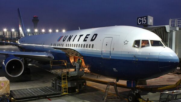 Un avión de United - Sputnik Mundo