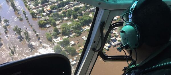 La Fuerza Aérea Uruguaya actúa en el rescate de las víctimas de las inundaciones al norte de Uruguay La Fuerza Aérea Uruguaya actúa en el rescate de las víctimas de las inundaciones al norte de Uruguay - Sputnik Mundo