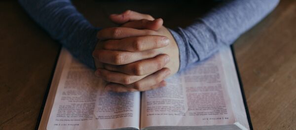 La Biblia - Sputnik Mundo