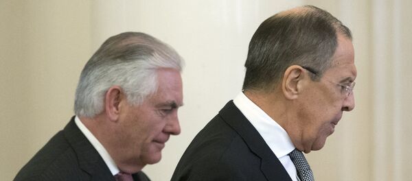 Secretario de Estado de EEUU, Rex Tillerson, y ministro de Exteriores de Rusia, Serguéi Lavrov - Sputnik Mundo