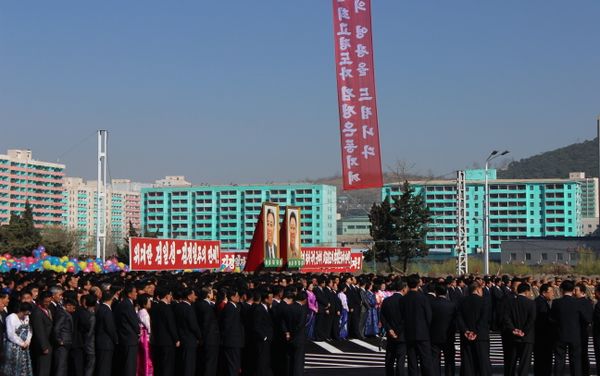 La ceremonia de la inauguración del distrito Ryomyong en Pyongyang La ceremonia de la inauguración del distrito Ryomyong en Pyongyang - Sputnik Mundo