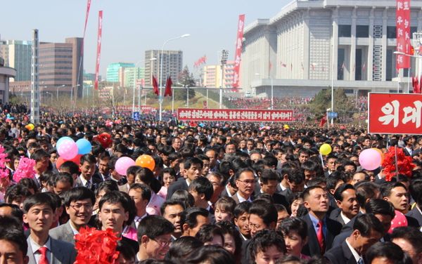 La ceremonia de la inauguración del distrito Ryomyong en Pyongyang La ceremonia de la inauguración del distrito Ryomyong en Pyongyang - Sputnik Mundo