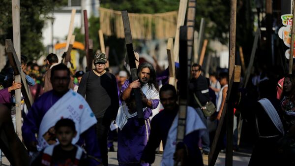 Viacrucis en en Ciudad de México - Sputnik Mundo