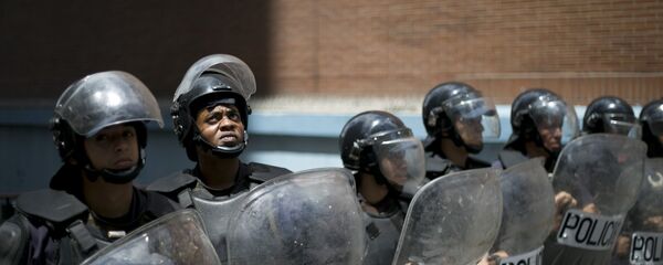 Policía venezolana en la ciudad Los Teques Policía venezolana en la ciudad Los Teques - Sputnik Mundo