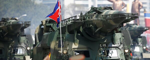 Desfile militar en Corea del Norte - Sputnik Mundo