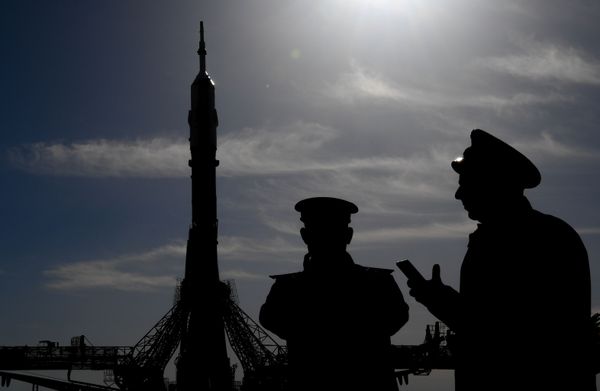 El cohete portador Soyuz FG, en la rampa de lanzamiento del cosmódromo de Baikonur El cohete portador Soyuz FG, en la rampa de lanzamiento del cosmódromo de Baikonur - Sputnik Mundo