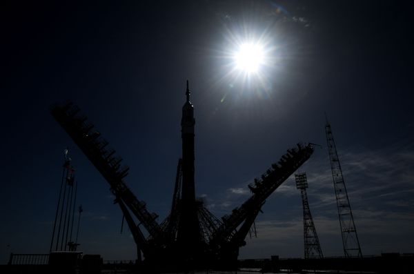 El cohete portador Soyuz FG, en la rampa de lanzamiento del cosmódromo de Baikonur El cohete portador Soyuz FG, en la rampa de lanzamiento del cosmódromo de Baikonur - Sputnik Mundo