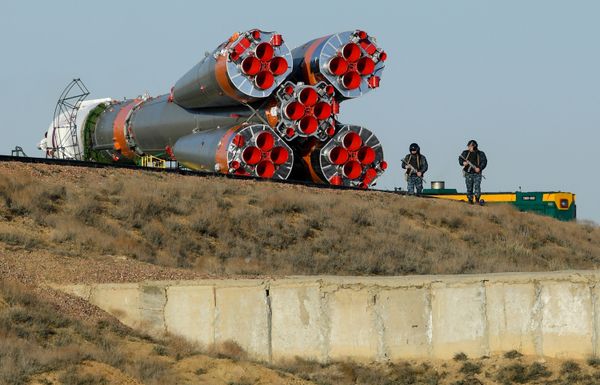 El cohete portador Soyuz FG, en la rampa de lanzamiento del cosmódromo de Baikonur El cohete portador Soyuz FG, en la rampa de lanzamiento del cosmódromo de Baikonur - Sputnik Mundo