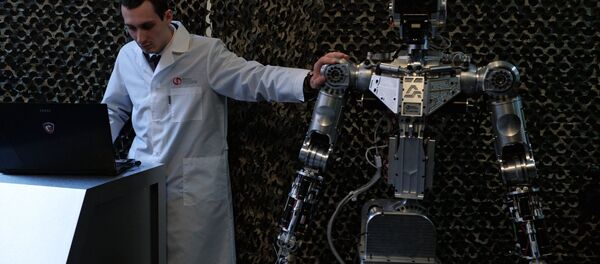 Un robot (imagen referencial) Un robot (imagen referencial) - Sputnik Mundo