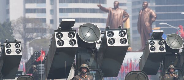 Desfile militar en Corea del Norte - Sputnik Mundo