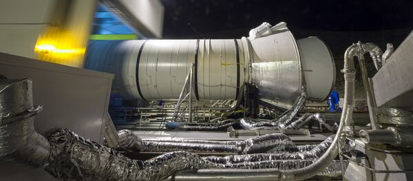 Una prueba de motor para el Sistema de Lanzamiento Espacial - Sputnik Mundo