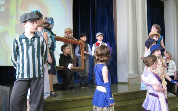 El aniversario del colegio Cervantes de Moscú - Sputnik Mundo