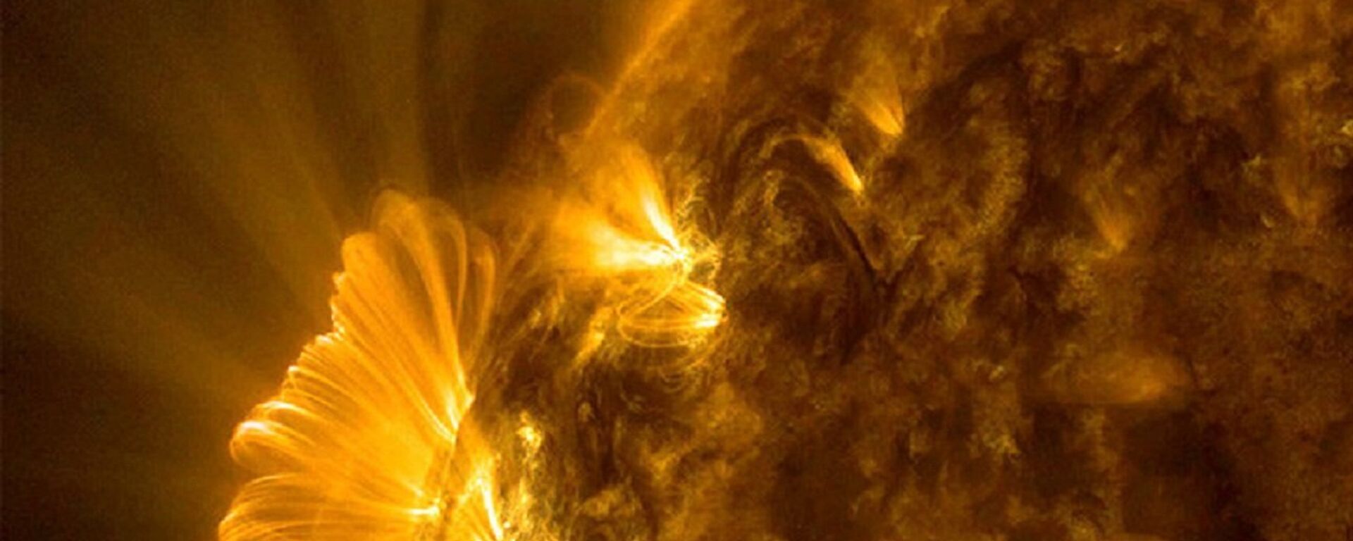 Una erupción solar - Sputnik Mundo, 1920, 11.01.2023