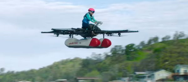 Uno de los fundadores de Google presenta un revolucionario auto volador - Sputnik Mundo