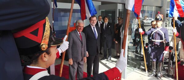 El presidente uruguayo Tabaré Vázquez recibe en Montevideo a su homólogo español Mariano Rajoy - Sputnik Mundo