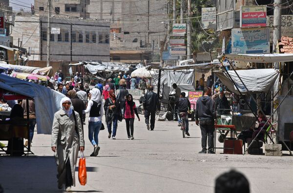 El arriesgado combate del Ejército sirio por la sitiada ciudad de Deir Ezzor - Sputnik Mundo