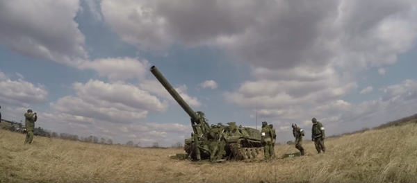 Morteros gigantes aniquilan bunkers subterráneos - Sputnik Mundo