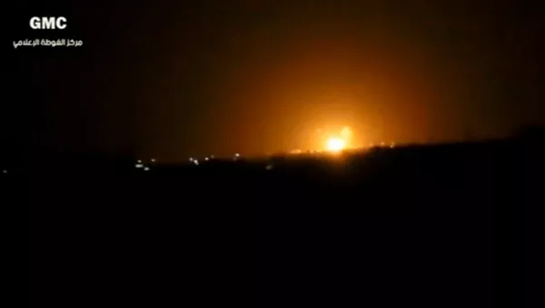 Una explosión cerca de Damasco tras un ataque israelí (archivo, imágen referencial) - Sputnik Mundo