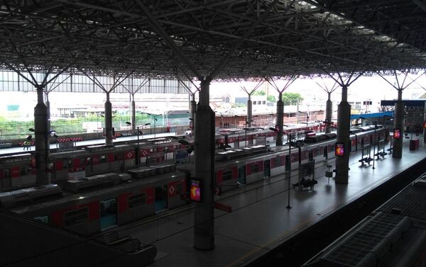 Estación de trenes en Sao Paulo durante la huelga - Sputnik Mundo