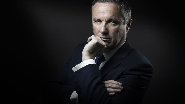 Nicolas Dupont-Aignan - Sputnik Mundo