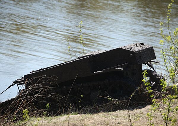 El tanque pasó 74 años bajo el río Don - Sputnik Mundo