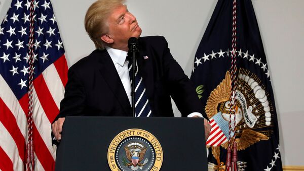 US President Donald Trump delivers remarks at the National Republican Congressional Committee March Dinner in Washington, US, March 21, 2017. - Sputnik Mundo