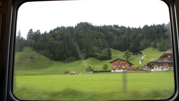 En el tren - Sputnik Mundo