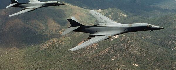 Los bombarderos B-1B Lancer (archivo) - Sputnik Mundo