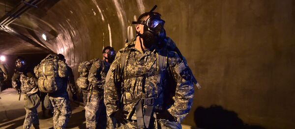 Militares estadounidenses en las catacumbas de Corea del Sur - Sputnik Mundo