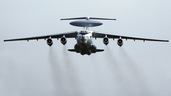 El avión ruso de alerta temprana y control aerotransportado A-50 - Sputnik Mundo