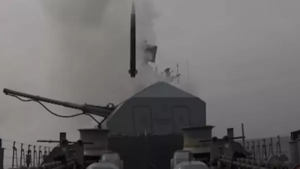 La fragata Almirante Makarov dispara misiles novedosos en el Báltico - Sputnik Mundo
