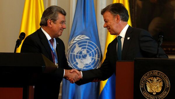 Elbio Rosselli, presidente del Consejo de Seguridad de la ONU y Juan Manuel Santos, presidente de Colombia - Sputnik Mundo