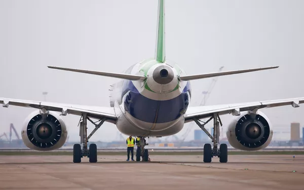 El primer avión de pasajeros de la Commercial Aircraft Corporation of China - Sputnik Mundo
